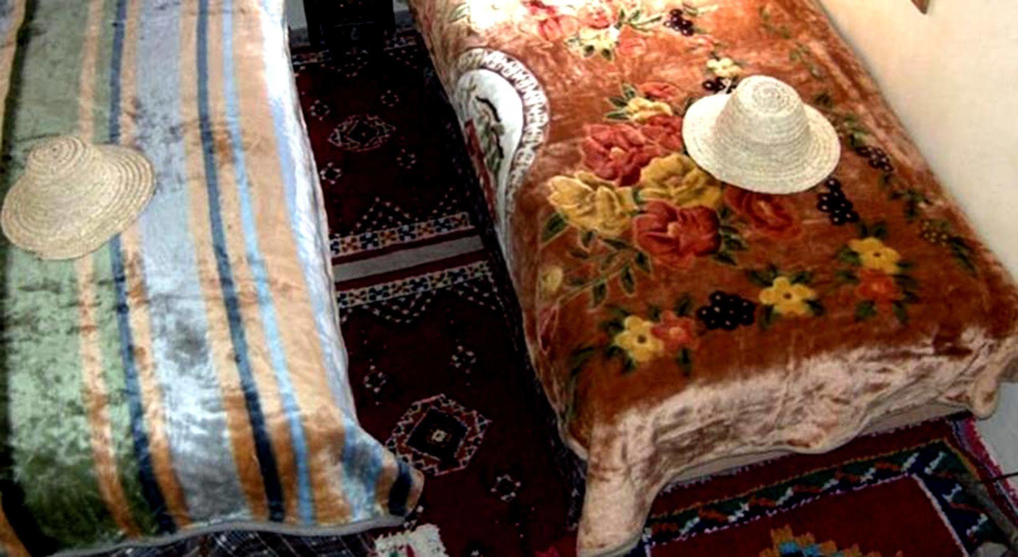 Dar Aglzime Aroumd Exterior foto