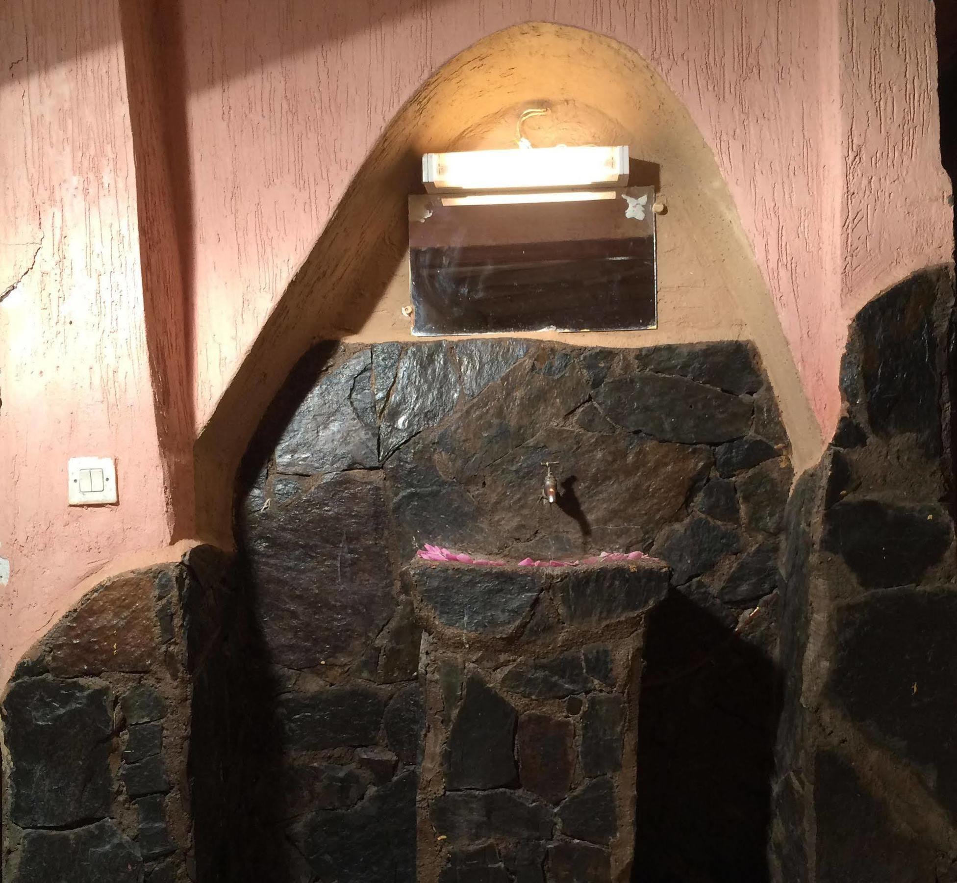 Dar Aglzime Aroumd Exterior foto